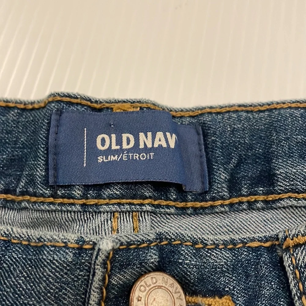 Old Navy slim blue jeans. Girls size 12